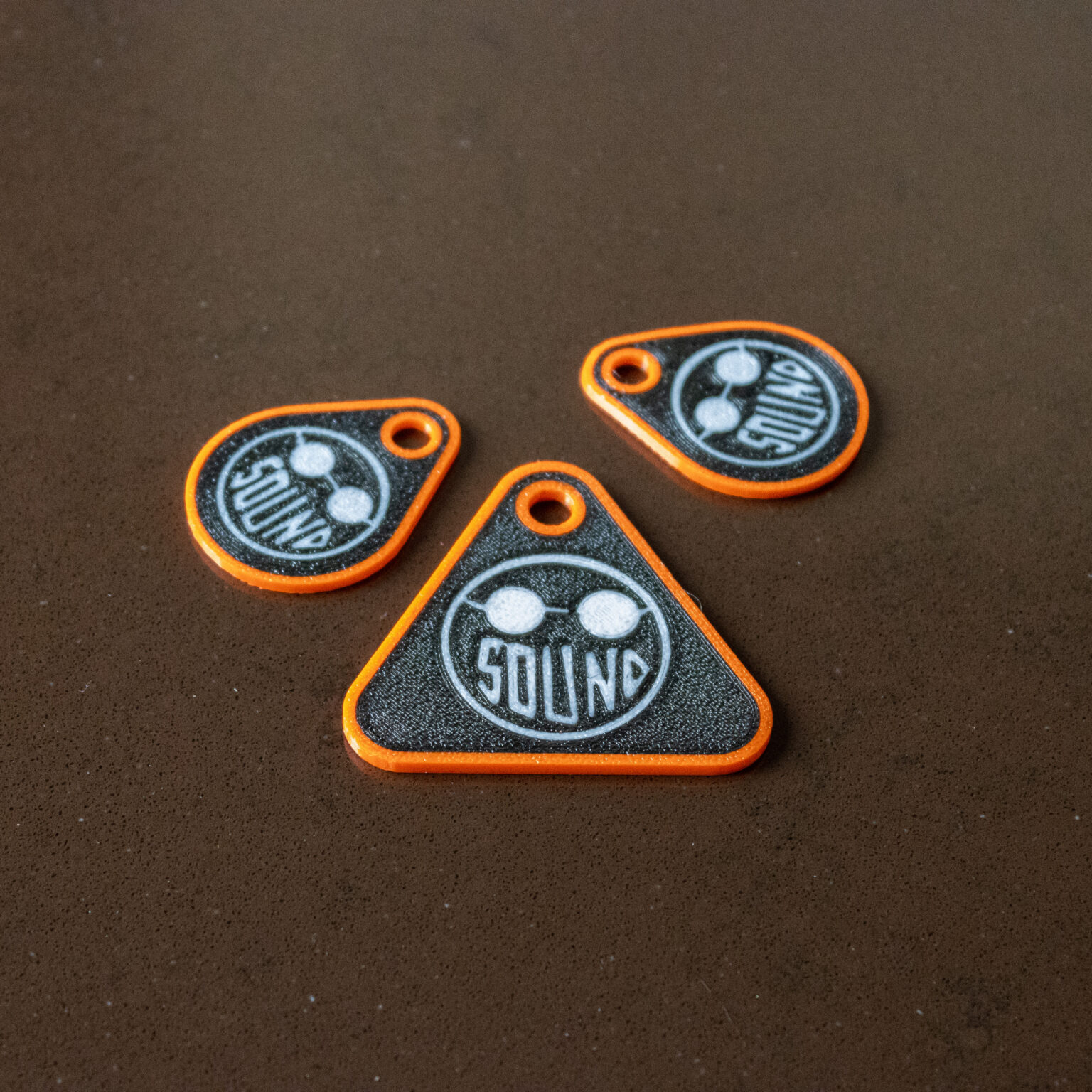 3D Printed Custom Business Logo KeyChain/RFID Keyfob / 3D prinditud firma logo võtmehoidja või uksekiip - Planmarks Marketing OÜ 360 Advertising and Creative Agency / 3D prinditud ümbrised elektroonikale - Planmarks Marketing OÜ 360 Turundus- ja loovagentuur.